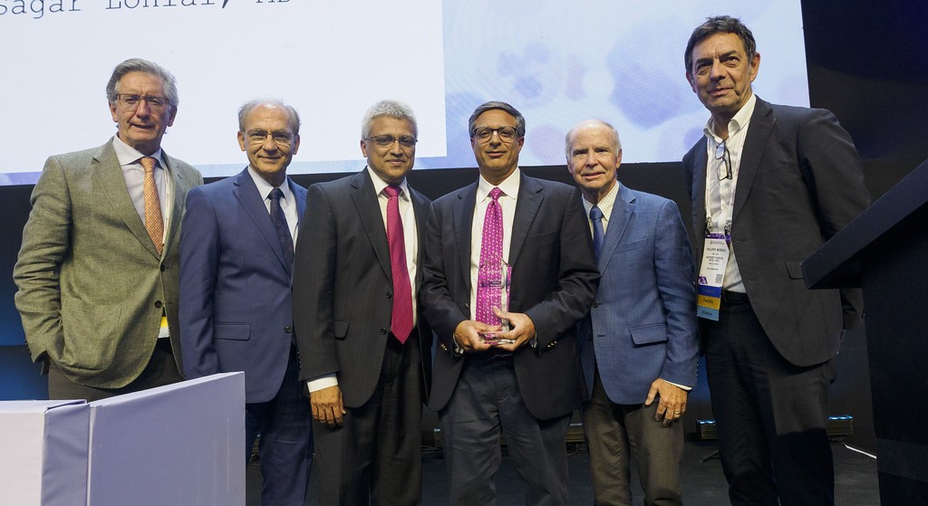 Sagar Lonial, MD, FACP, wins the Bart Barlogie Clinical Investigator Award