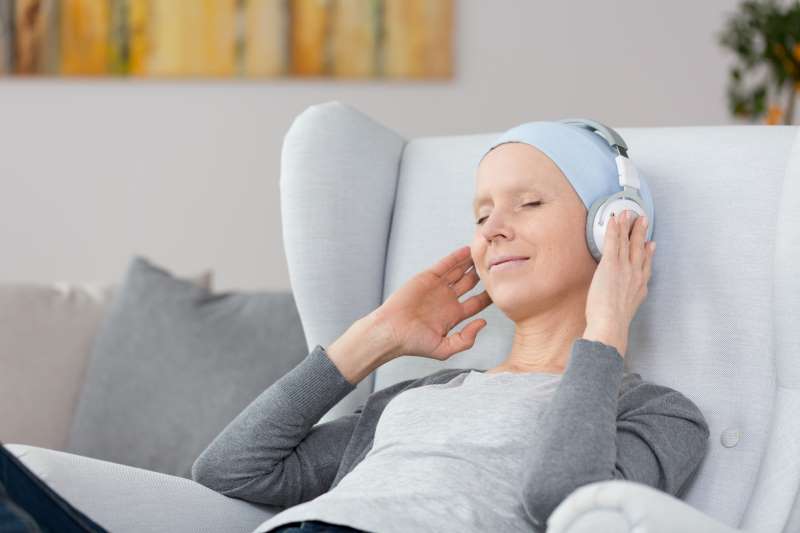 Music Therapy May Improve Anxiety, Pain Before and After Surgery for NSCLC